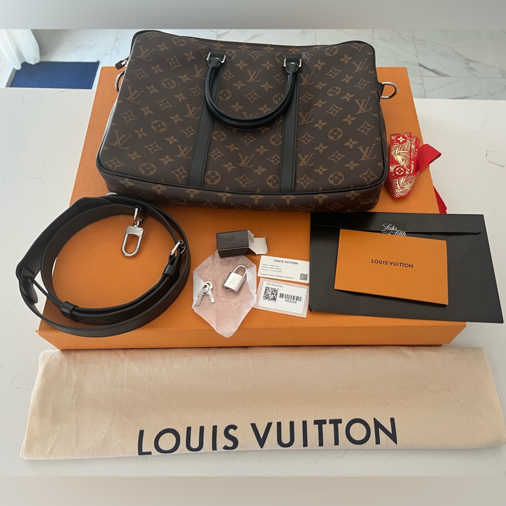 Pristine Louis Vuitton Porte-Documents Voyage Briefcase Macassar Monogram Canvas